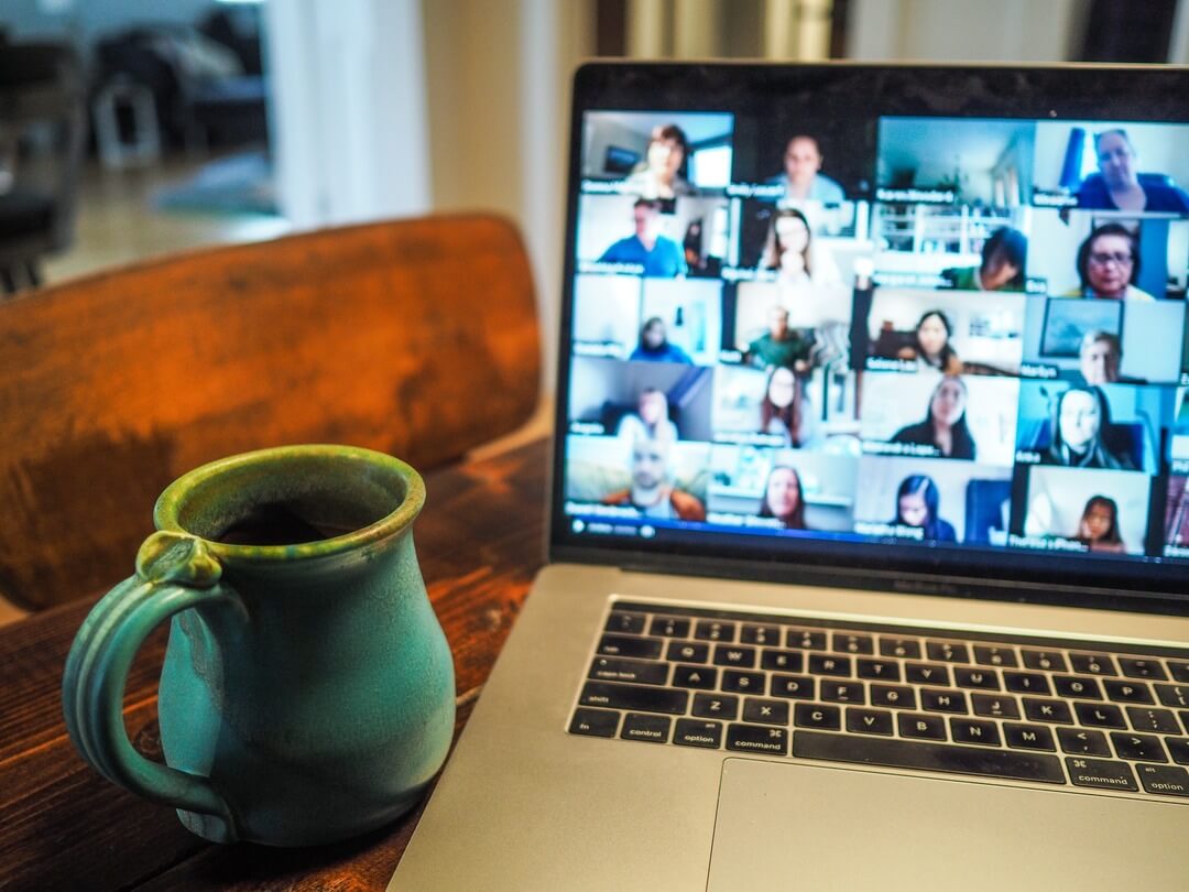 Laptop showing an OxBright Online Summer School class