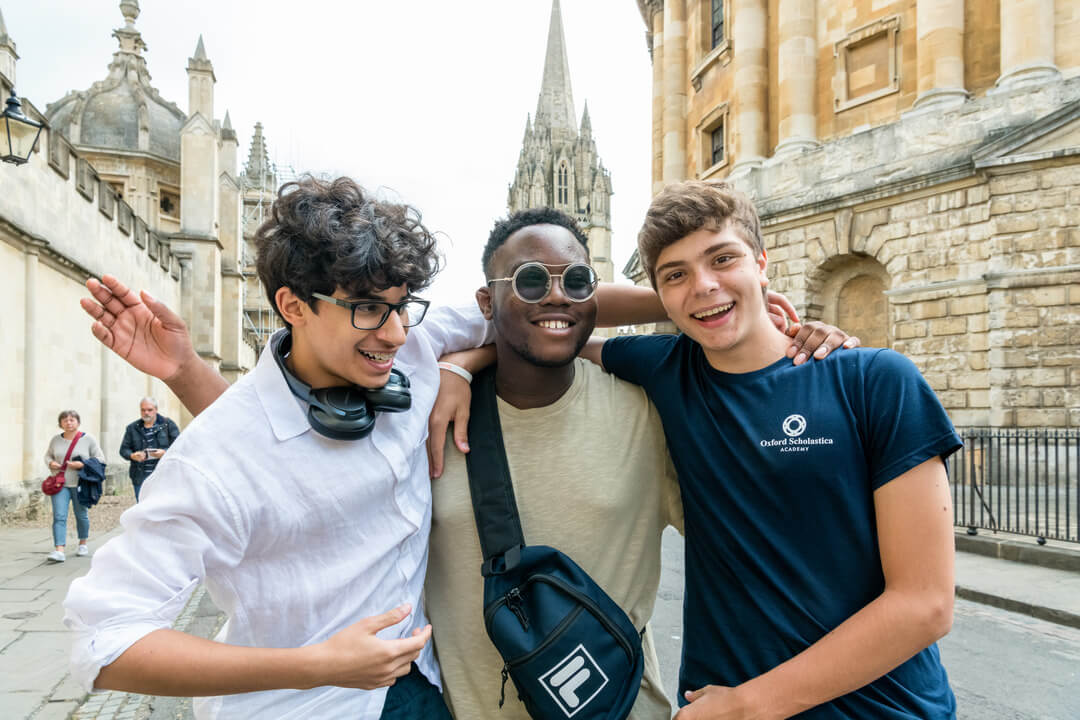 Three Oxford Scholastica Academy students in the city of Oxford.