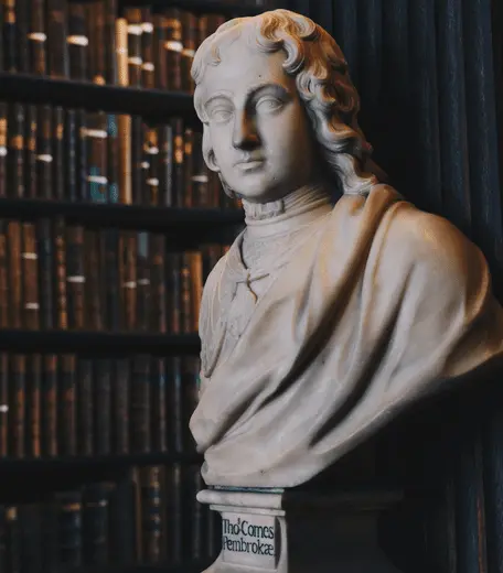 Historical statue of a man's head in a library