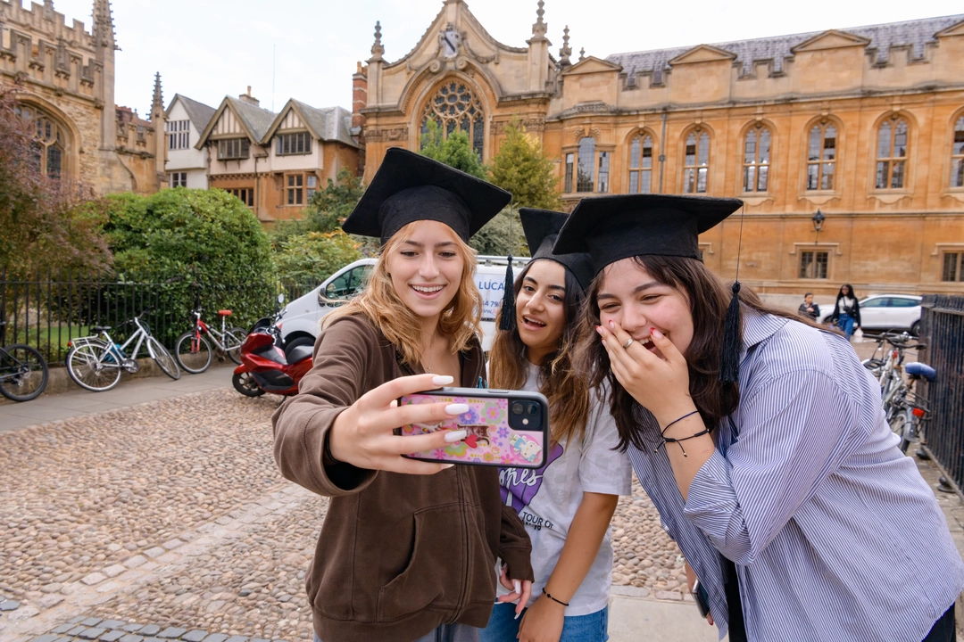 Arts and Humanities students in Oxford.